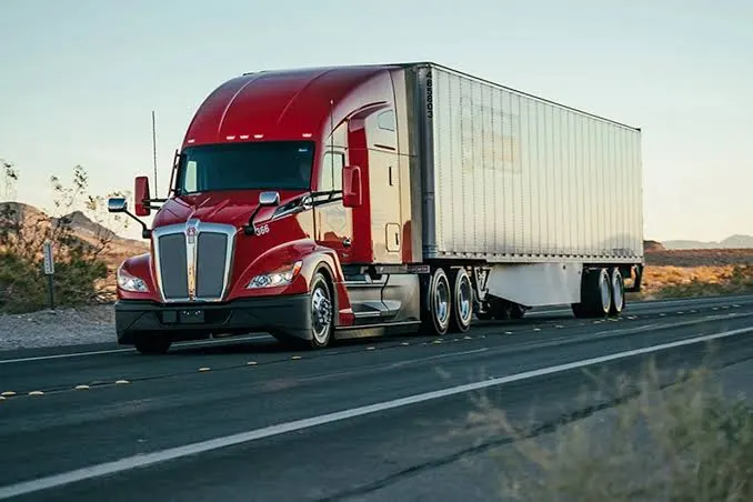 Dry Van truck